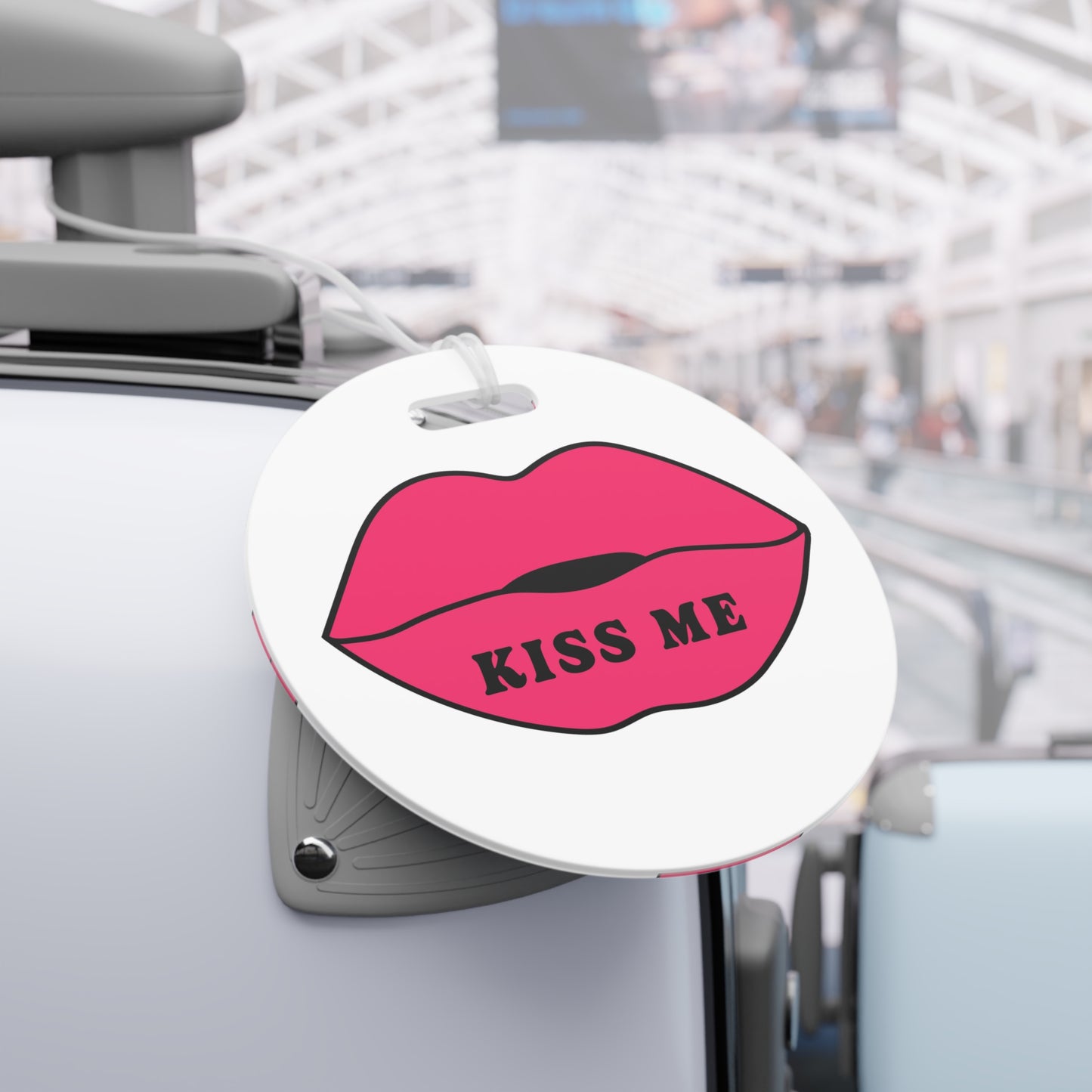 Kiss me Luggage Tags